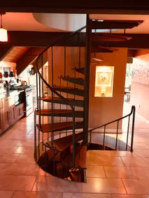 Gorgeous MidCentury Modern Designer Home - Image 3