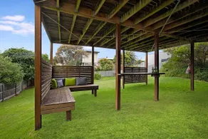500m to Beach- Large Balcony and Yard | Pet Friend - Image 2