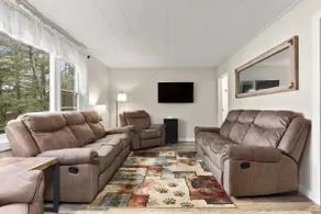 The Loon Nest, Waterfront Lake House, Wood Hot Tub - Image 5