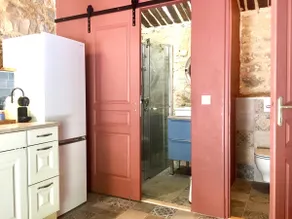 Unique renovated apartment. - Image 3