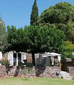 Charming 55 m² 2-room apartment in a bastide from the early 19th century - Image 3