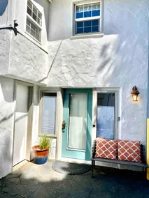 Great Location Downtown 2BR with Yoga & Play Room - Image 4