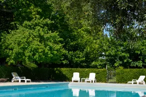 Beautiful apartment in 18th century Priory and lush park - Image 5