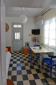 Stone build cottage in Love Bay Poros - Image 4
