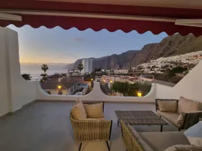 Medusa. Modern & New, Stunning View Holiday Home - Image 3