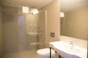 Bristol Aparthotel - Image 4