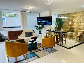 Sophisticated central apartment 2Br/air/pool - Image 3