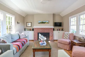 Baytree Cottage | Beautiful Stay w/ Amazing Views - Image 4