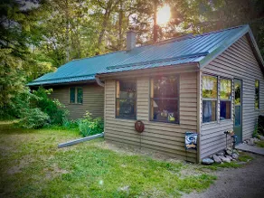 Whippoorwill Valley Cabin quiet waterfront cabin - Image 2