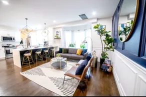 Boston Luxury Home, Free parking, 5 mins to the Casino, 10 minutes to airport. - Image 3