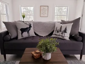 Sweet, stylish cabin in the woods- hiking & more! - Image 3
