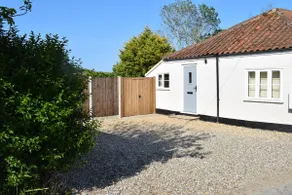 Walk to Horsey Gap’s BEACH, seals & Broads - Image 2