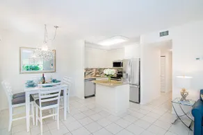 JB1 Lux 2/2 Villa with private entrance 1st floor - Image 4