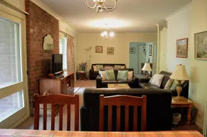 Clarence House, Bright - Image 2