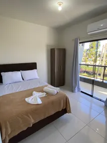 Super comfortable two-bedroom townhouse with balconies - Image 2