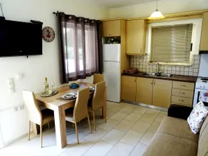 DIMITRIS APARTMENT - Image 4