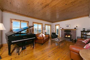 Majestic country house, unique view - Image 2