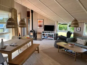 Lovely Family Cottage - Image 2