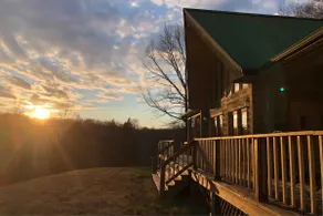 Peaceful Hills Retreat Lodge with a Great View,  a Pond, a Fireplace, Sleeps 10. - Image 5