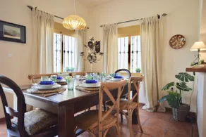 Stylish Townhouse, Center Old Town, Sunny Rooftop. - Image 3