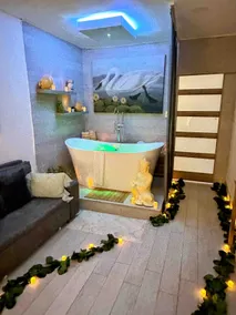 Suite Luxury & Relaxing near AirPort Solar System - Image 5