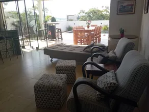 Heated pool, floor fireplace, 14 seats! - Image 4