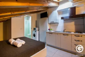 YPApartments penthouse Fiera - Image 2
