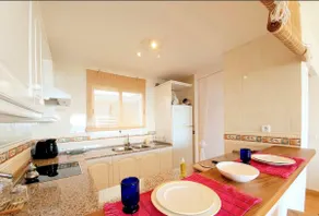 Exclusive penthouse with ocean views - Image 3