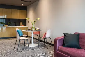Apartment for 4 people - ZOO 100 meters - Image 5