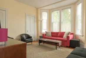 Lovely East Cambridge Apartment - Image 3
