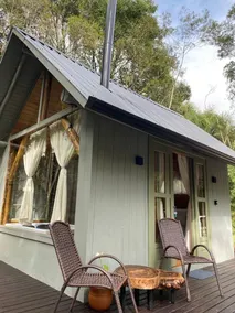 Cabin with hot tub, lake with waterfall - Image 5