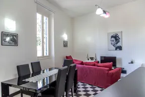 4BR Home in a Vibrant Neighborhood - Image 2