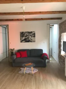 Charming Little House for a Chilling Holiday - Image 3