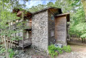 Beautiful Condo in Mountain Harbor/Lake Ouachita - Image 3