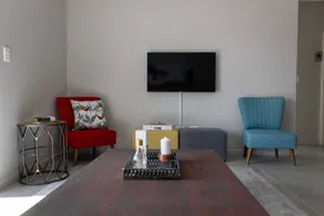 Modern central flat near wine route & Medi-Clinic - Image 3
