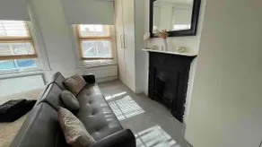 A lovely Three bedroom house in Windsor - Image 2
