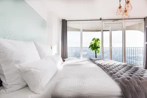 GREAT CITY VIEW | 26 FLOOR | Netflix/Boxspringbett - Image 5