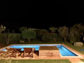 ★ Stunning Red Cottage with a Pool + Free Ⓟ ★ - Image 3