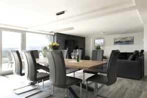Apartment with panoramic view - Image 2