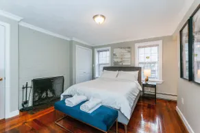 Dream Location! Private Deck, Parking for Rent - Image 4