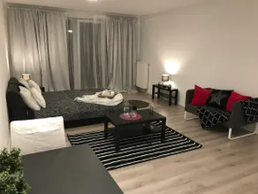 New Studio at Airport Mall with Garage Parking - Image 5