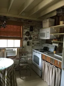 The Cottage at Monte Vista Mansion - Image 2