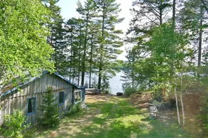 Lakeside Loft on Webb Pond - Image 4