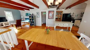 ★ Sunlit Escape: 200 Yards from the Beach! - Image 5