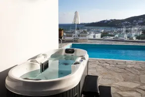 Near Ornos Beach & Mykonos Town w Private Hot Tub - Image 2