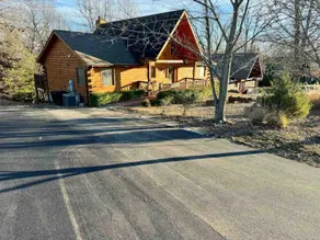 Wilderness Retreat 4 br; 4 b Log Hjem m / poolbord. 1 km fra Legends of Golf - Image 4