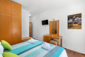 George's Villas - Image 4