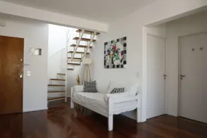 2-bedroom duplex with terrace and private grill - Image 4
