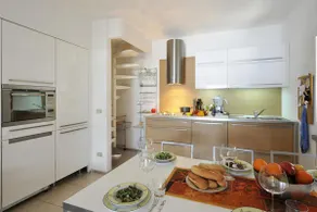 Cottage with garden and beach on Lake Como! - Image 4