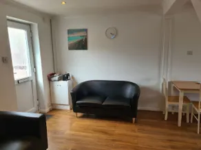 A fabulous 4-bedroom house with 2parking space. - Image 3